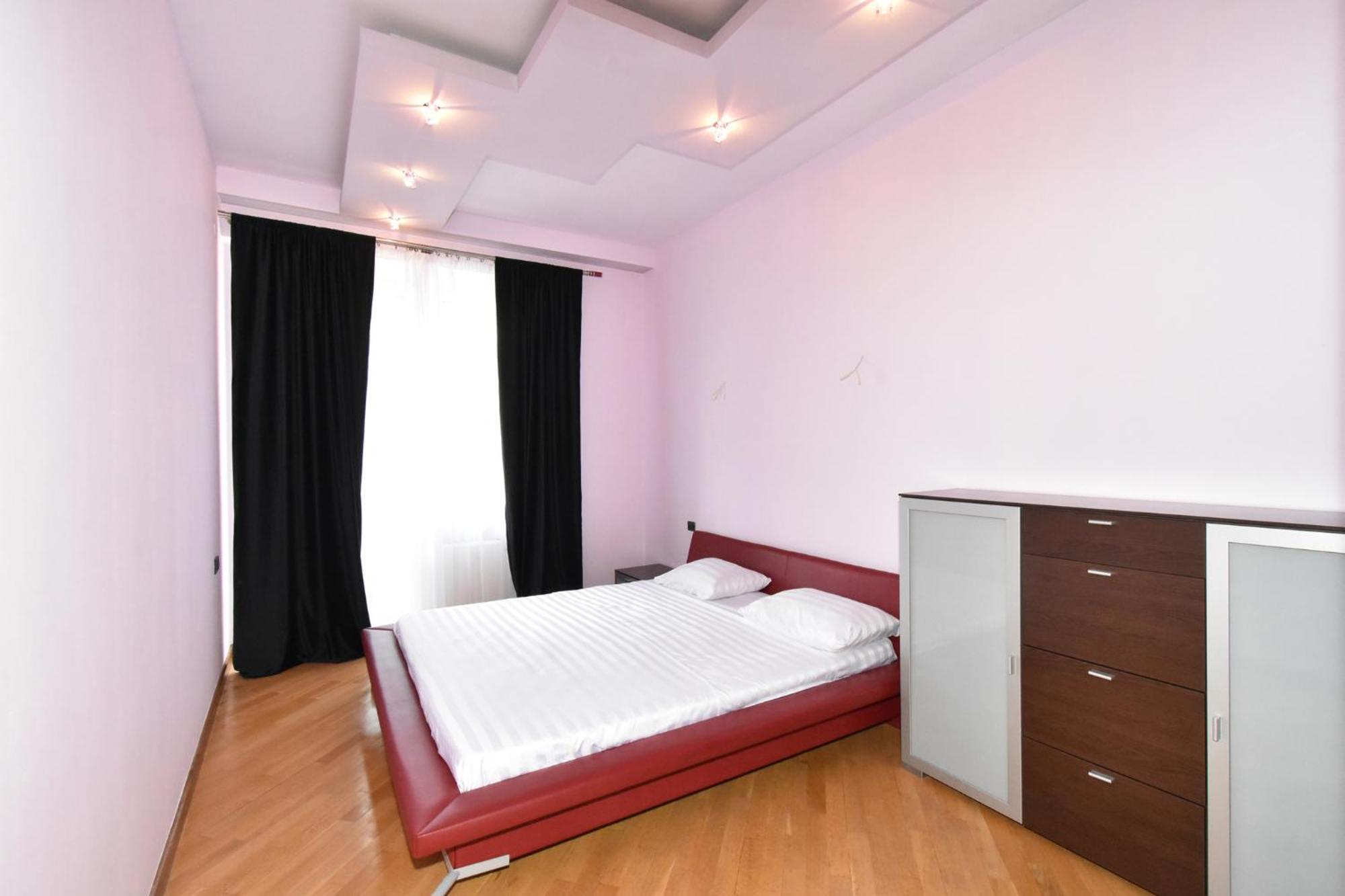 Amiryan Street, 3 Bedrooms Grand And Sunny Apartmet Am2711 Jerevan Buitenkant foto